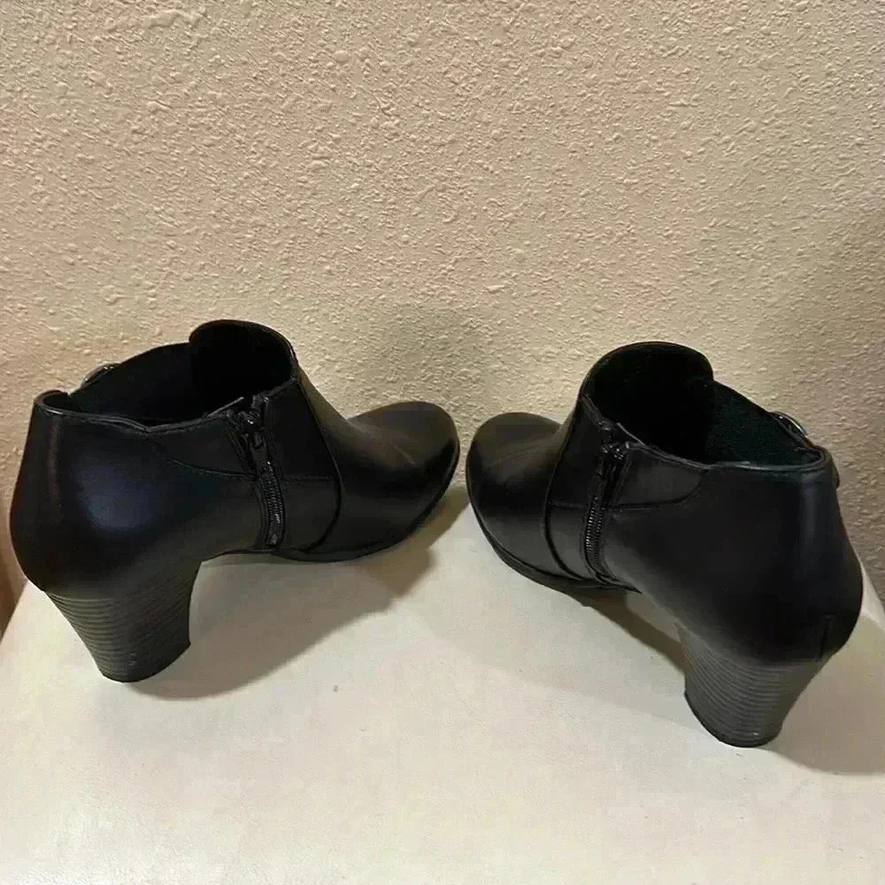 Croft and Barrow ankle boots size 8.5 - Picture 4 of 6